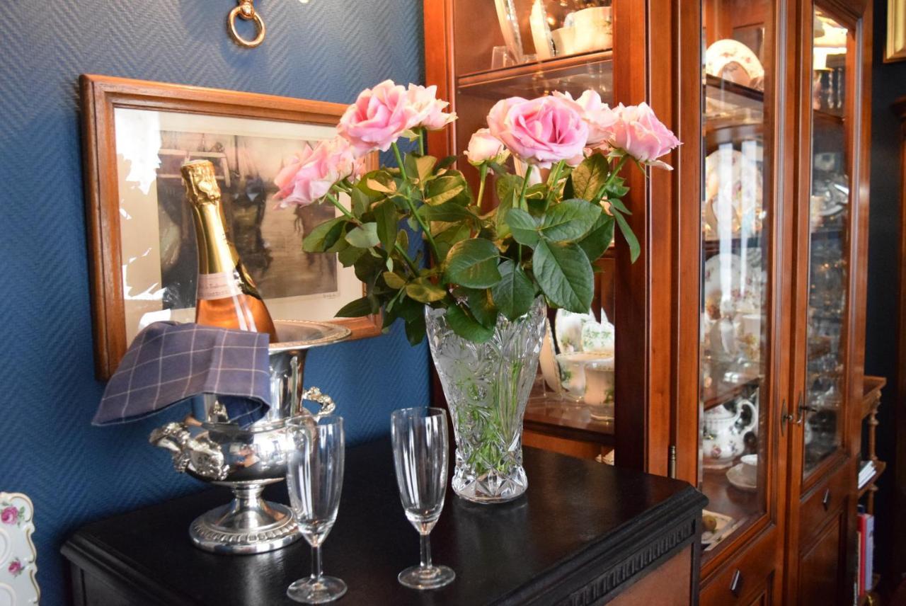 Boutique B&B Poppy'S บรูจส์ ภายนอก รูปภาพ
